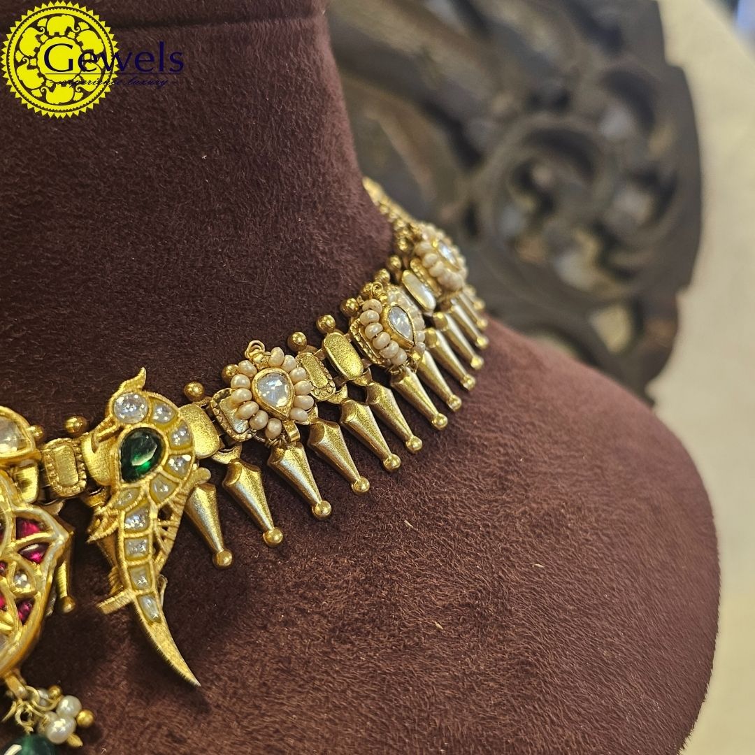 Gewels Majestic Tota Necklace