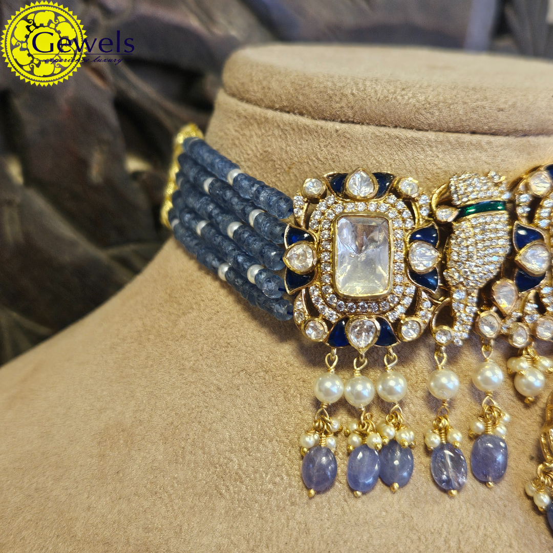 Gewel Ratanjot Choker set