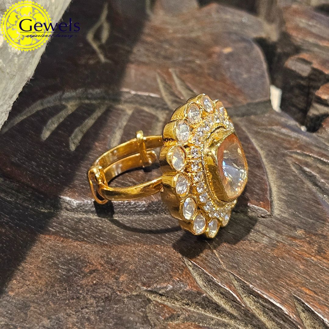 Gewels Surya Polki Ring