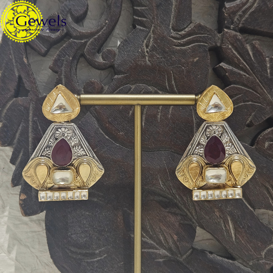 Gewels Raghunand Earrings
