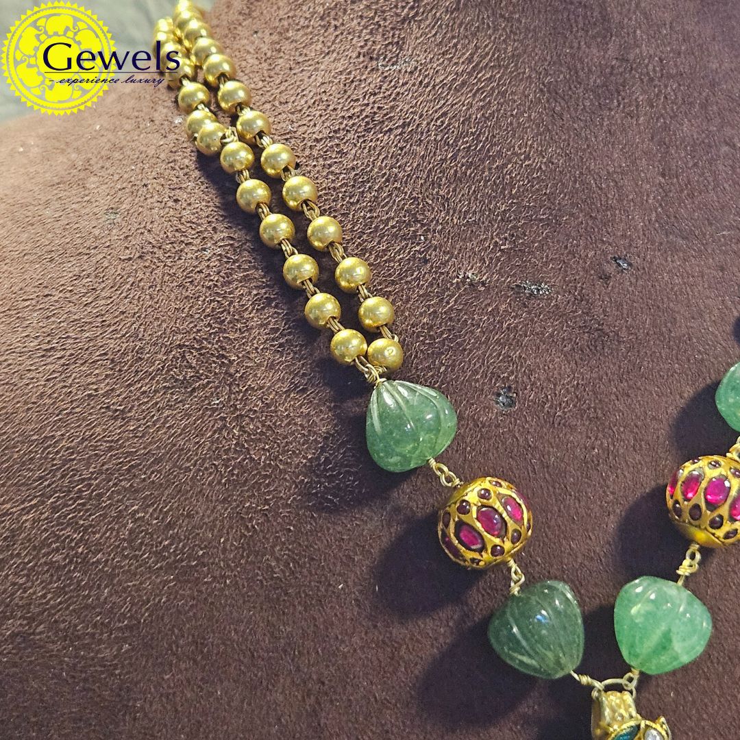 Gewels Ritu Chandra Dakshinaya Necklace