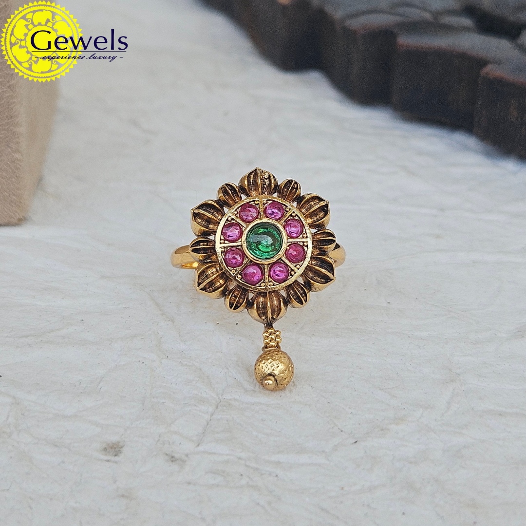 Gewels Zia Flower RIng
