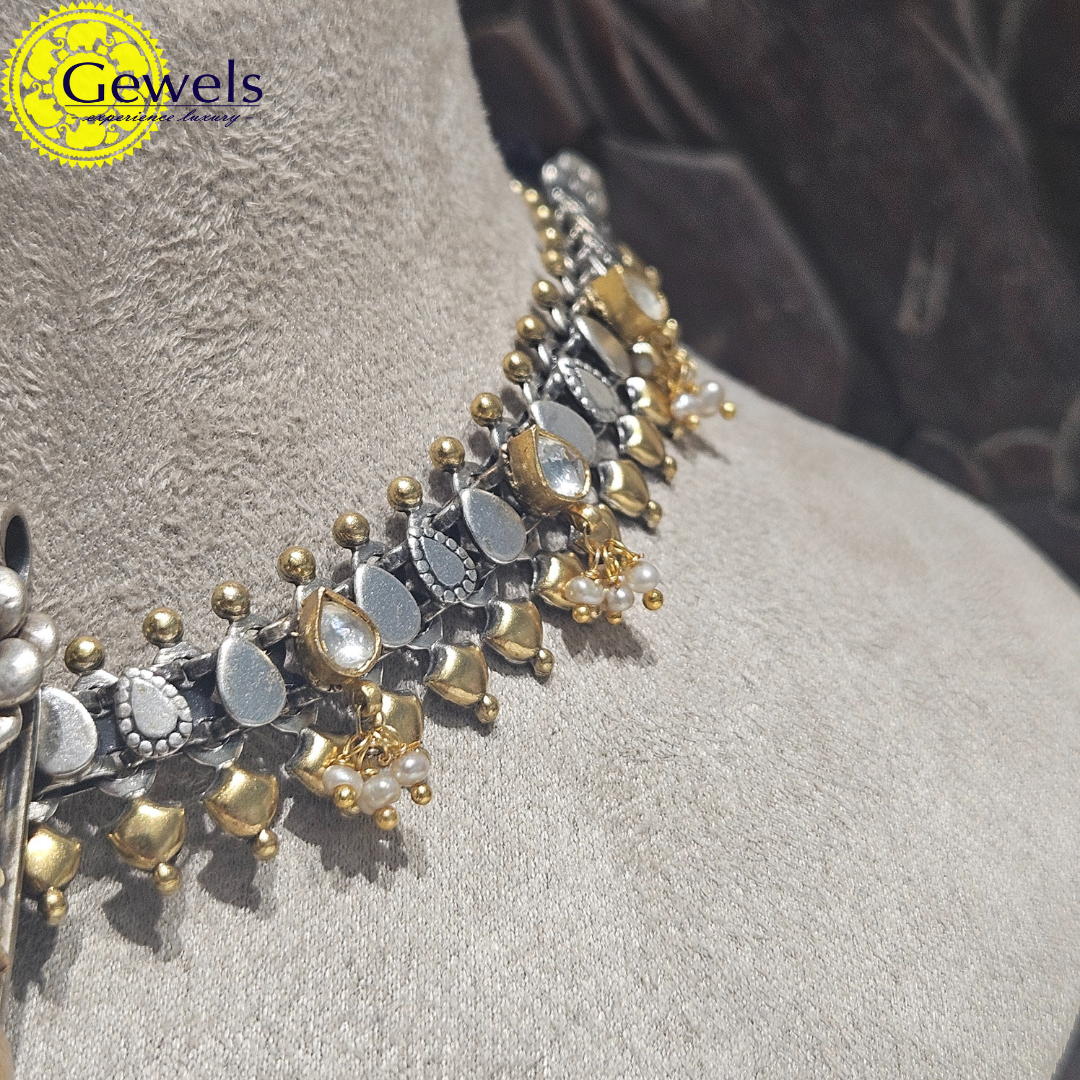 Gewels Palace Dahlia Necklace