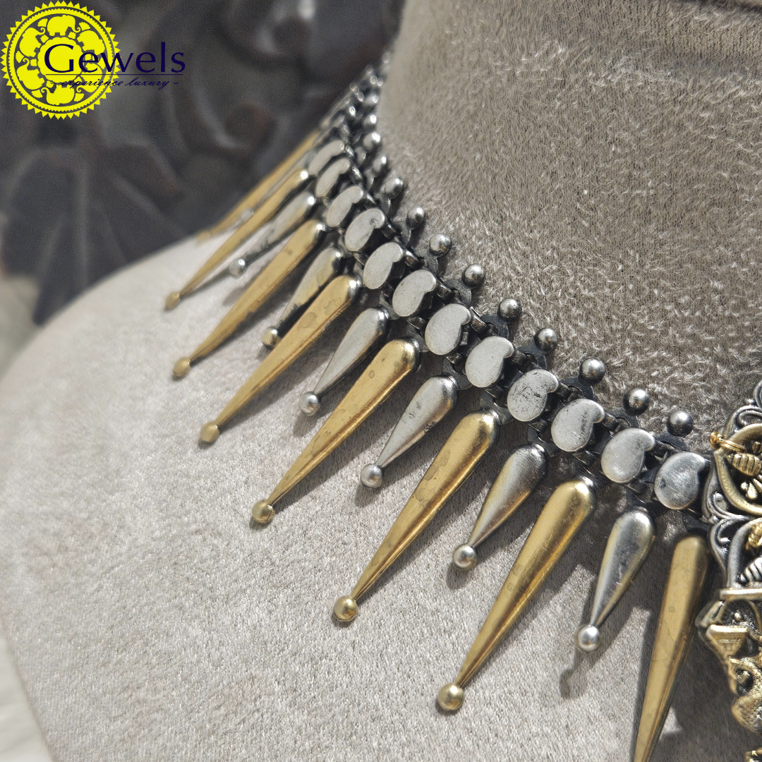 Gewels Jai Ganesh Spike Necklace