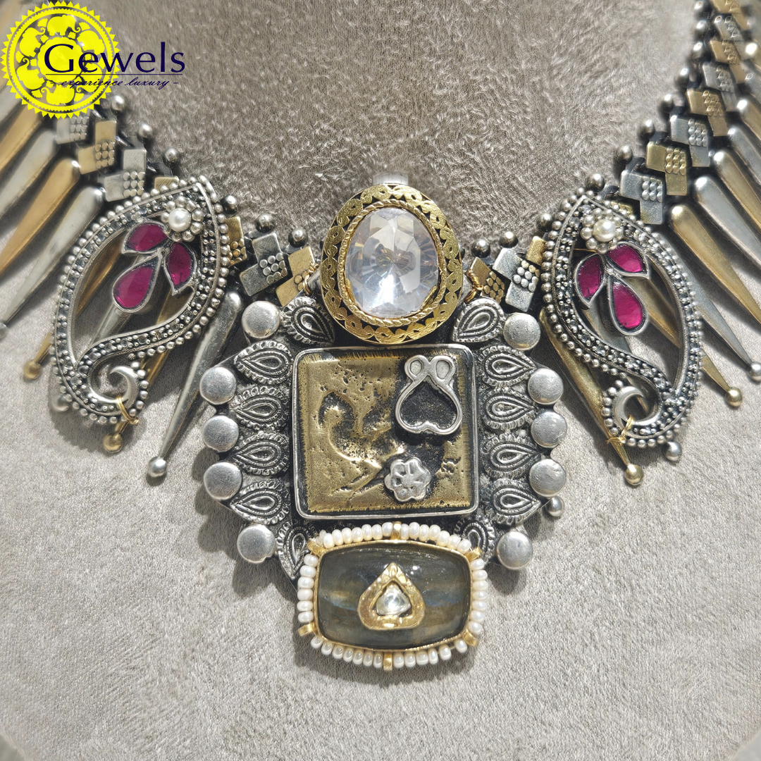 Gewels Shivka Neclace