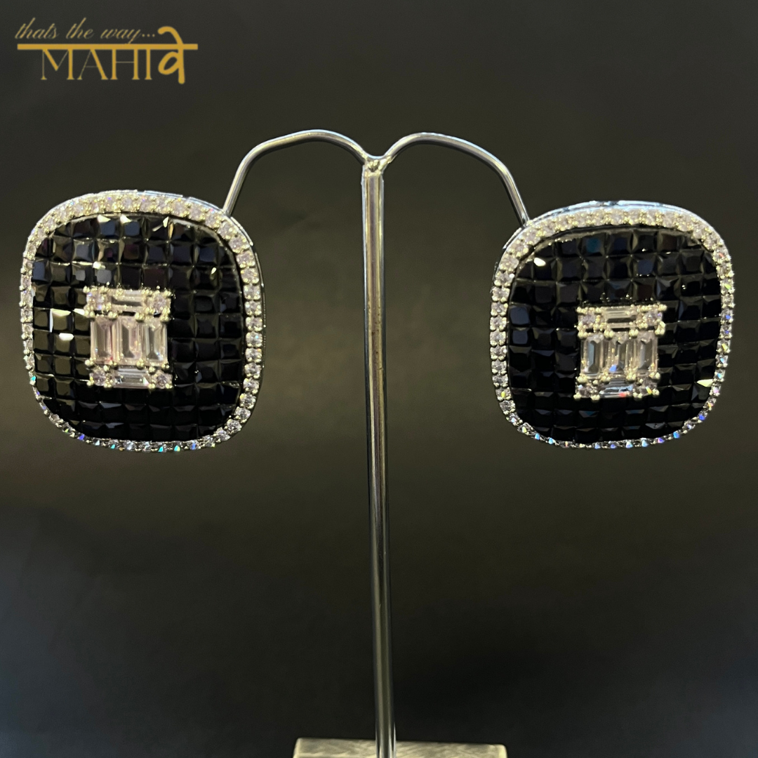Gewels Blackbox Earrings
