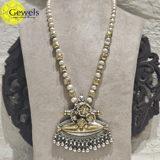 Gewels White Silber Necklace