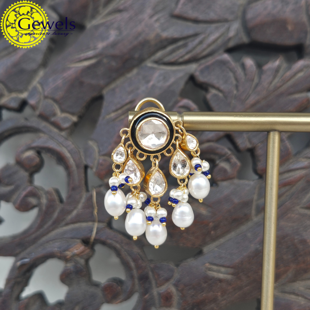 Gewels Kalbhika Earrings