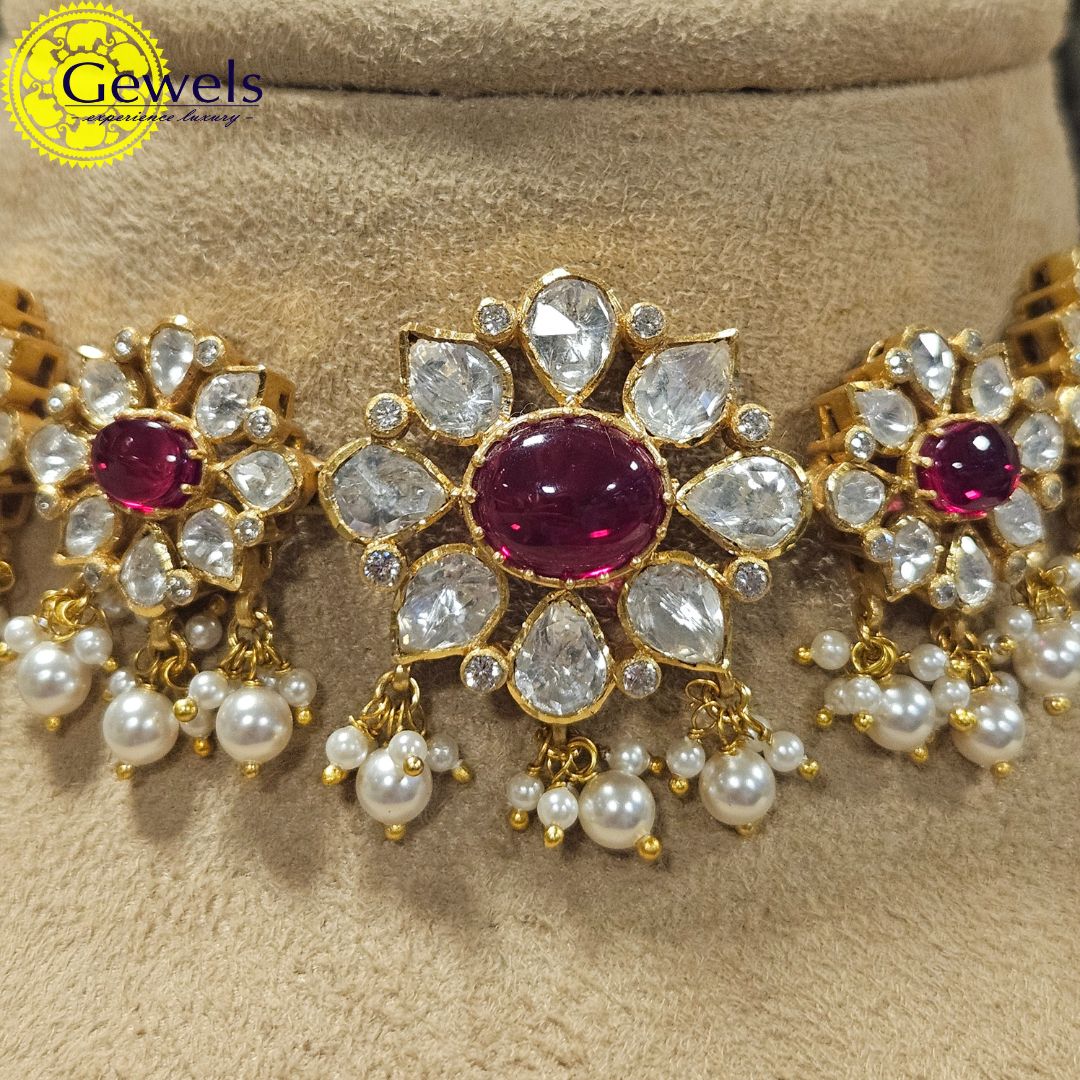 Gewels Ruby Poilki Anantika Choker Set