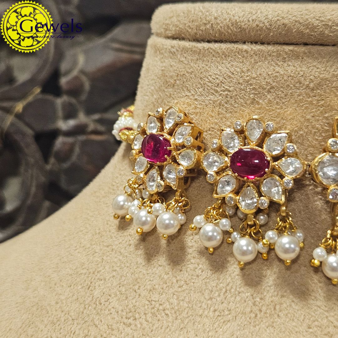 Gewels Ruby Poilki Anantika Choker Set
