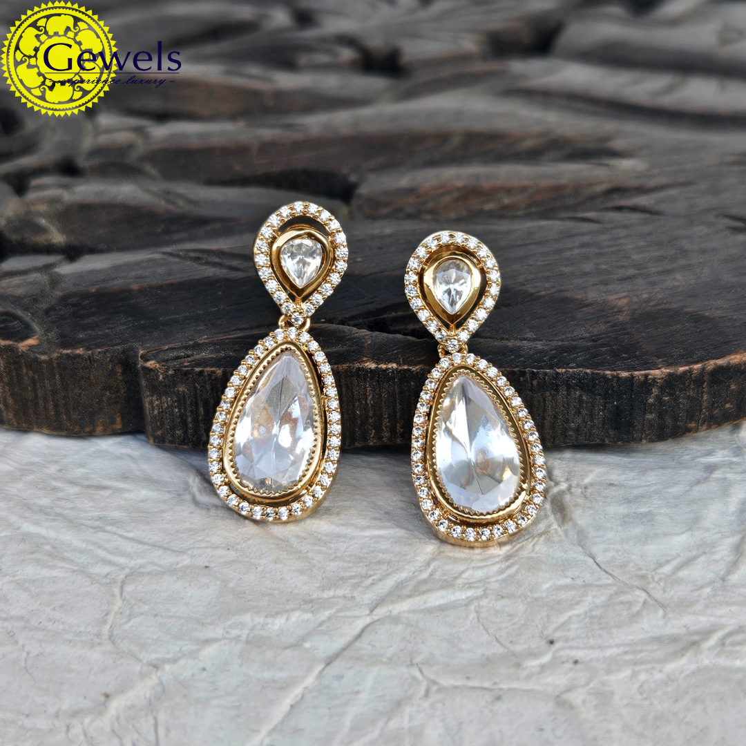 Gewels Light Earrings Kundan