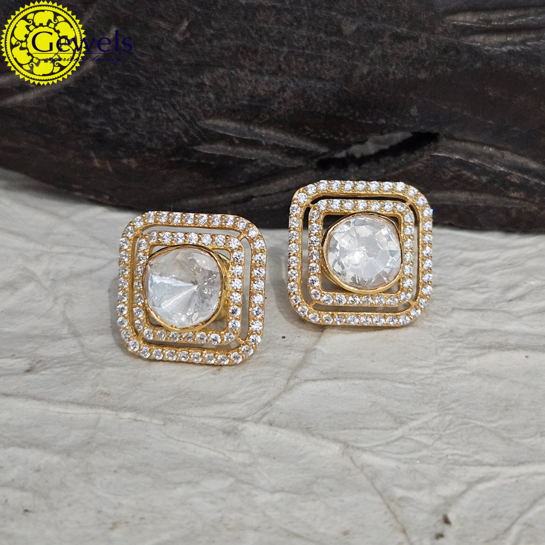 Gewels Arunika Studs