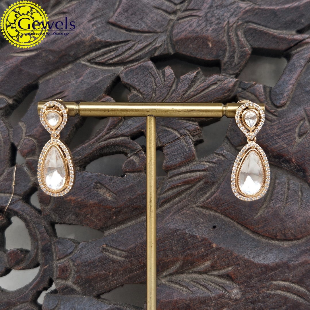 Gewels Light Earrings Kundan