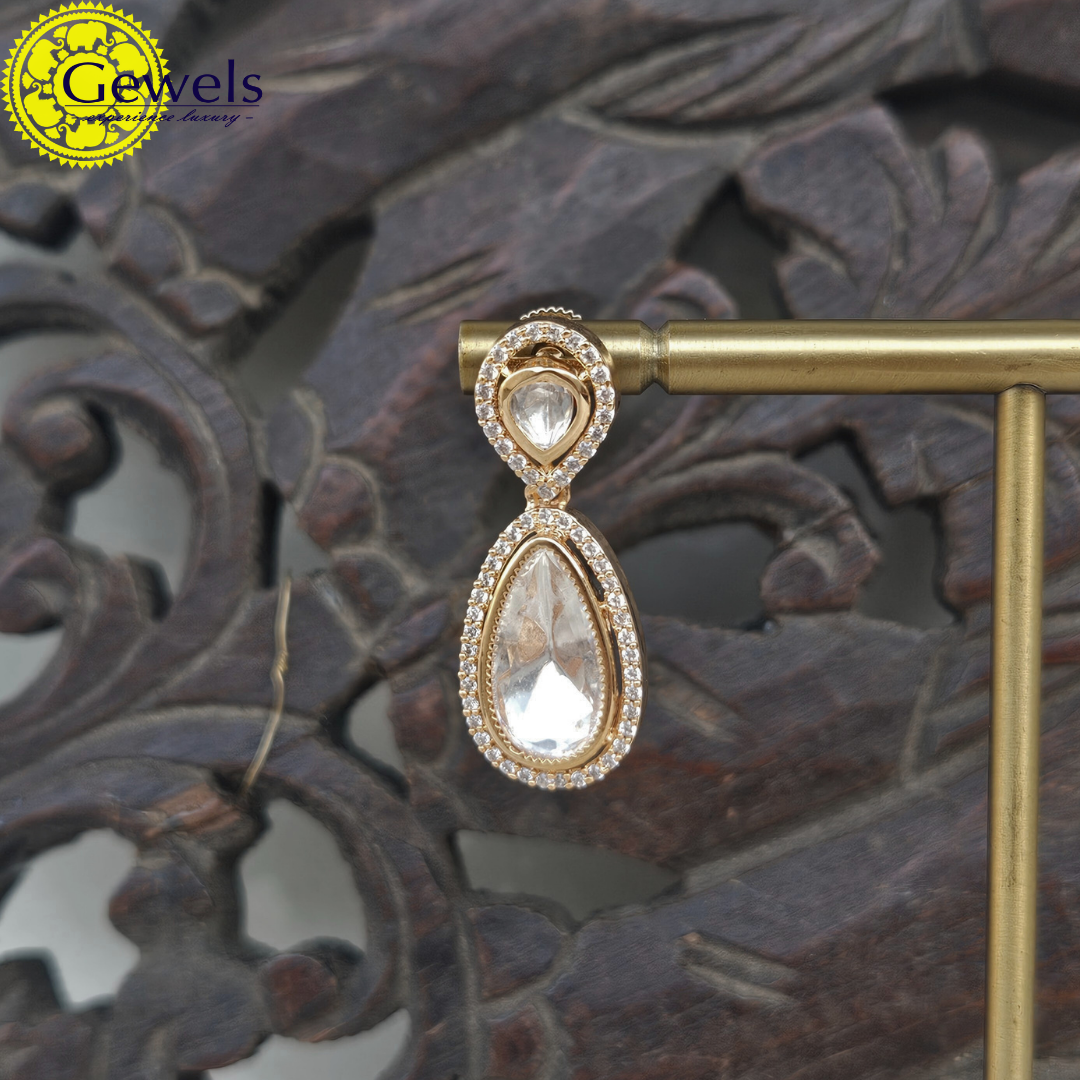 Gewels Light Earrings Kundan