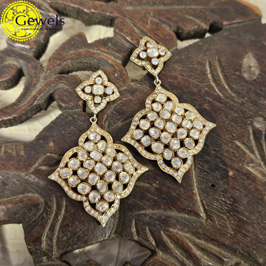 Gewels Etheral Enchanting Polki Earrings