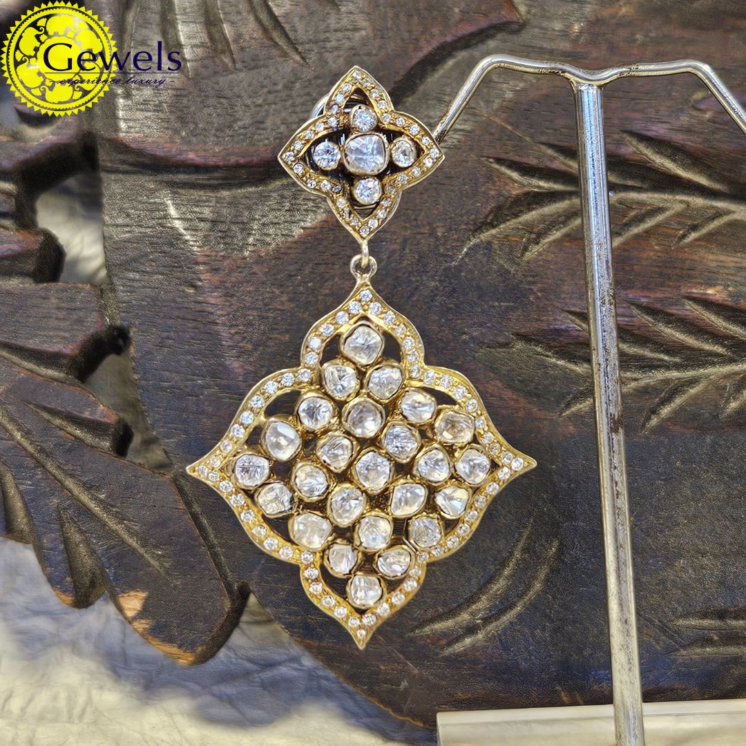 Gewels Etheral Enchanting Polki Earrings