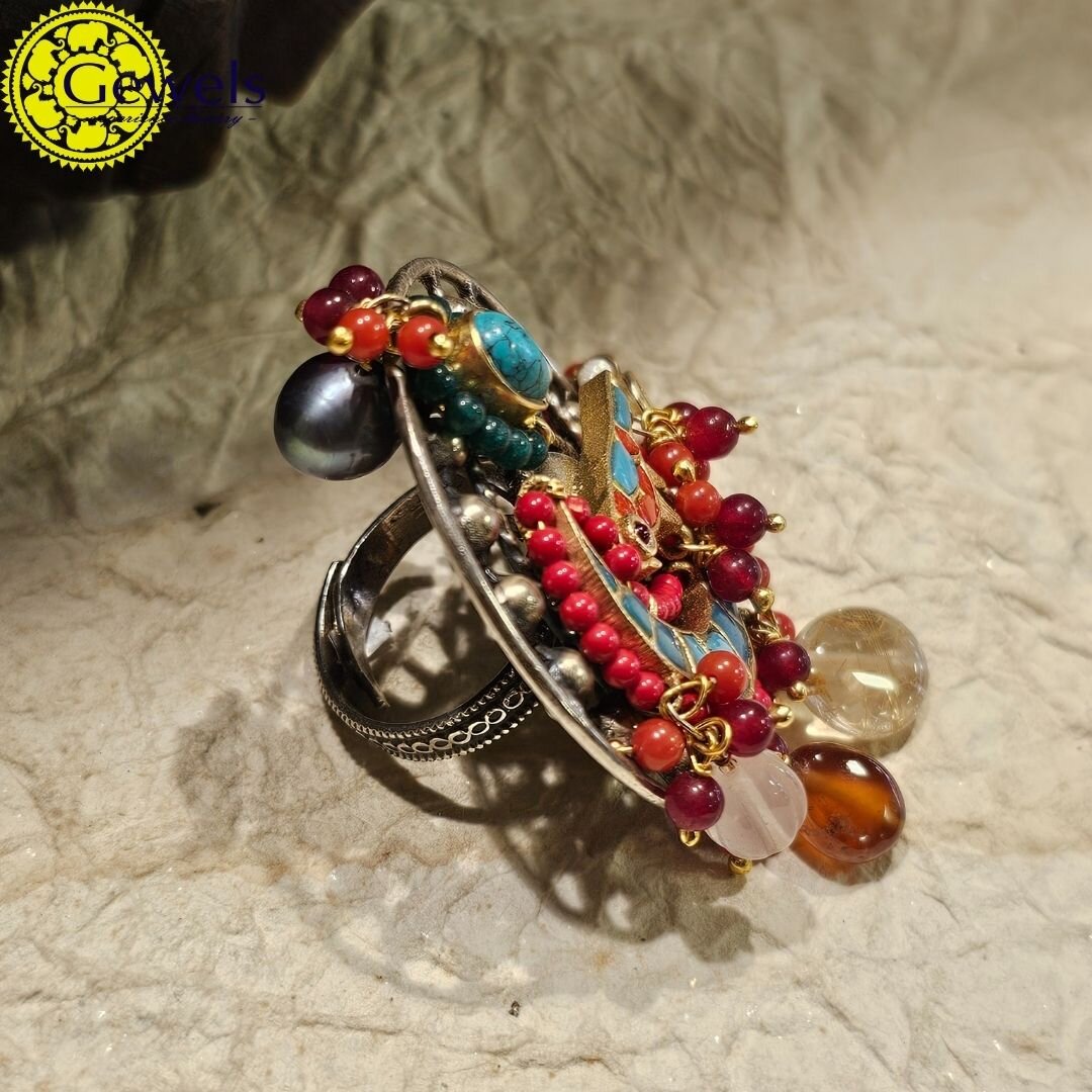Gewels Ethereal Bird Ring
