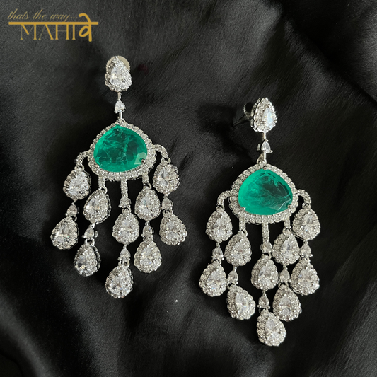 Gewels Anant Bandhan Earrings