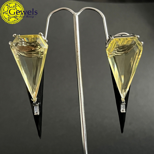 Gewels Peela Moti Studs