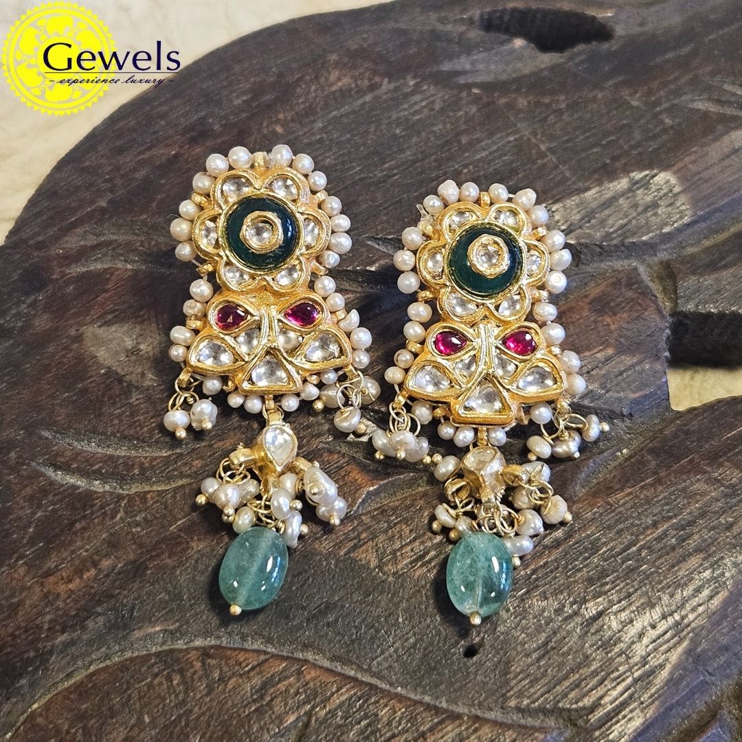Gewels Rajwadi Choker Set