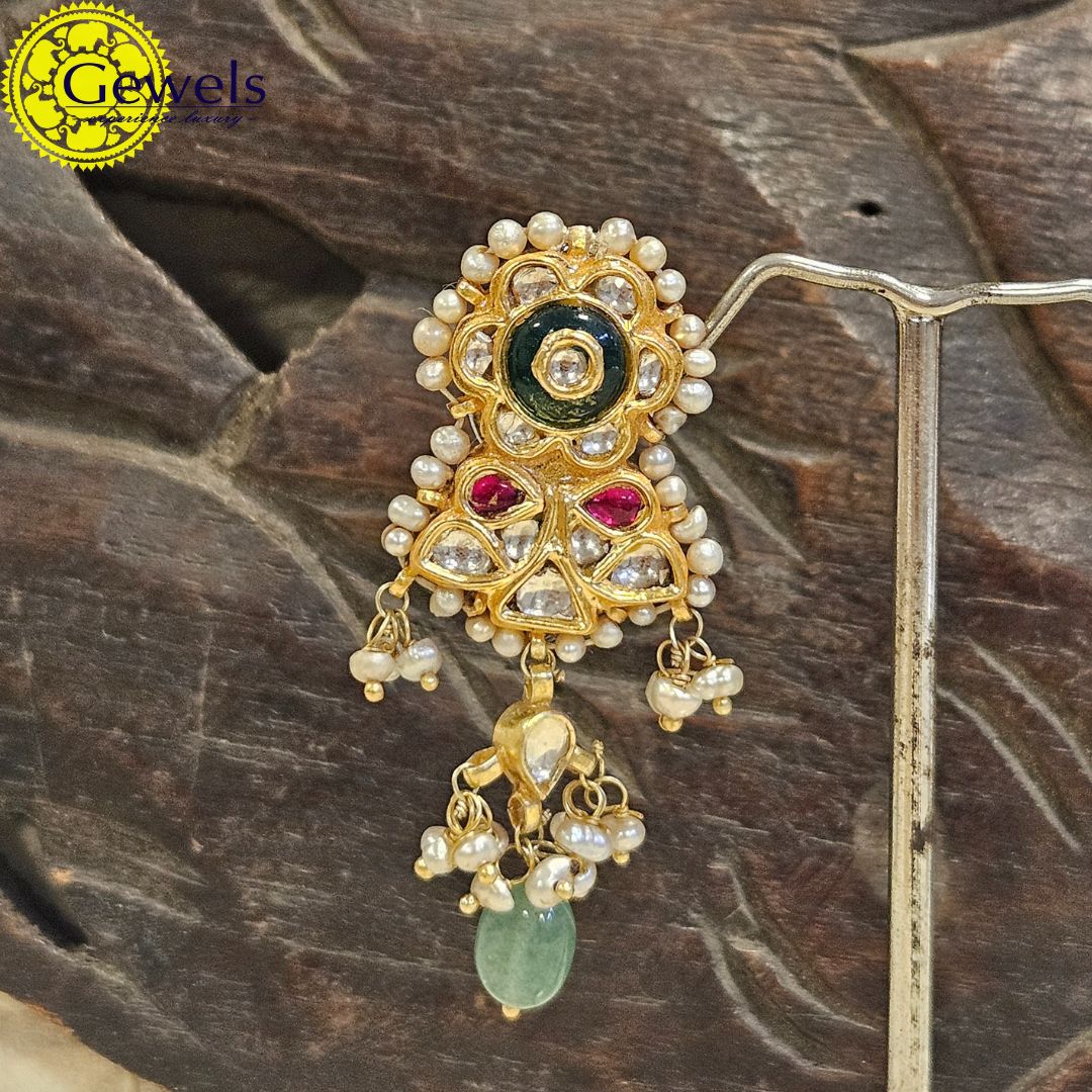 Gewels Rajwadi Choker Set