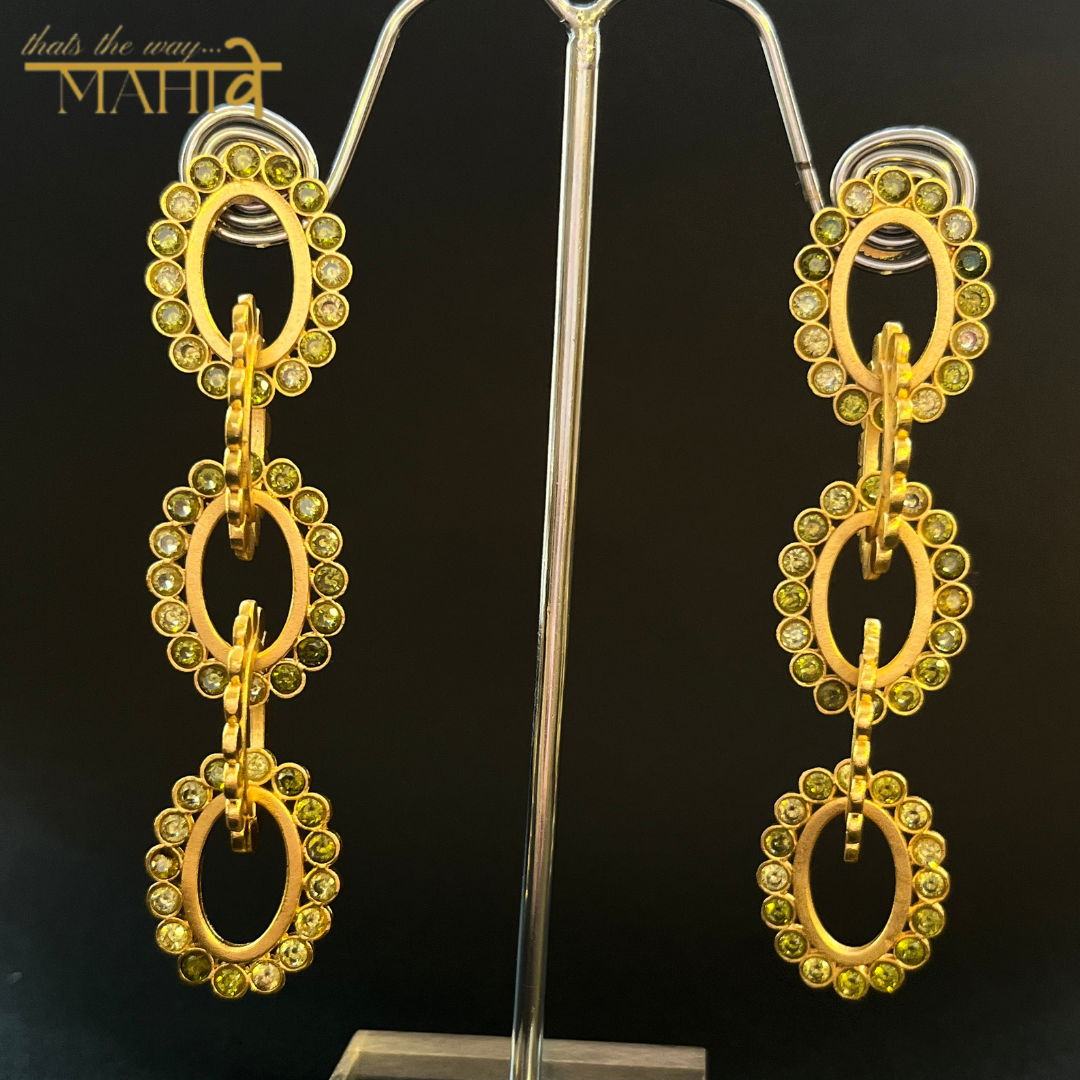 Gewels Sraja Earrings