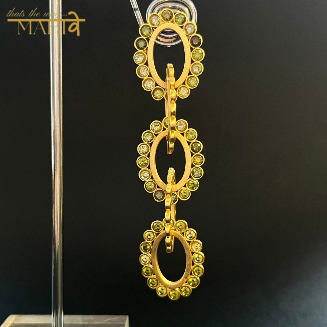 Gewels Sraja Earrings
