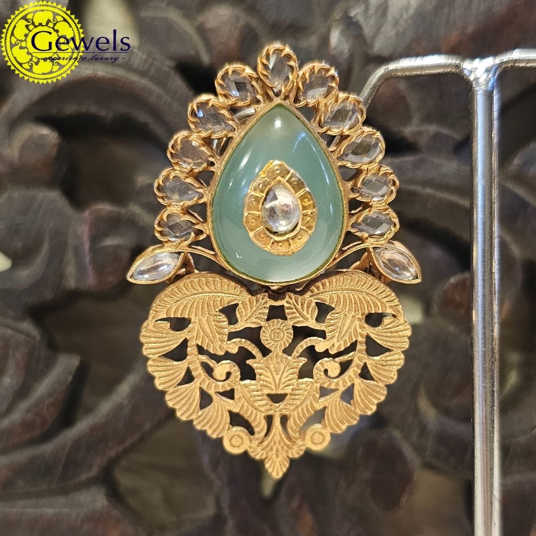 Gewels Elegant Sangam Earrings