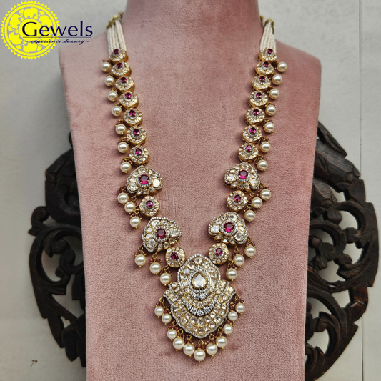 Gewel Anitha Necklace