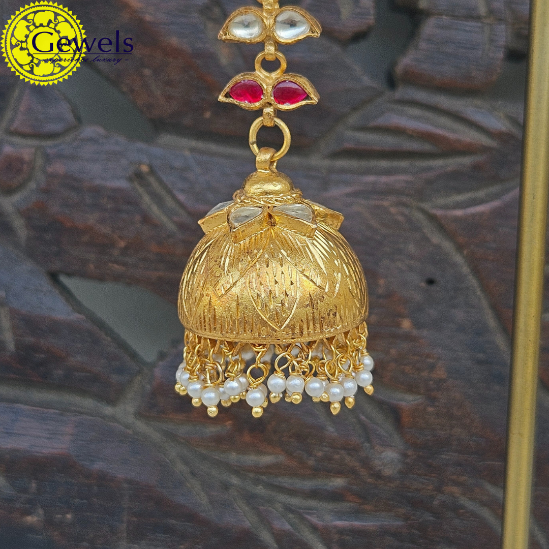 Gewels Gayatri Adi Earrings