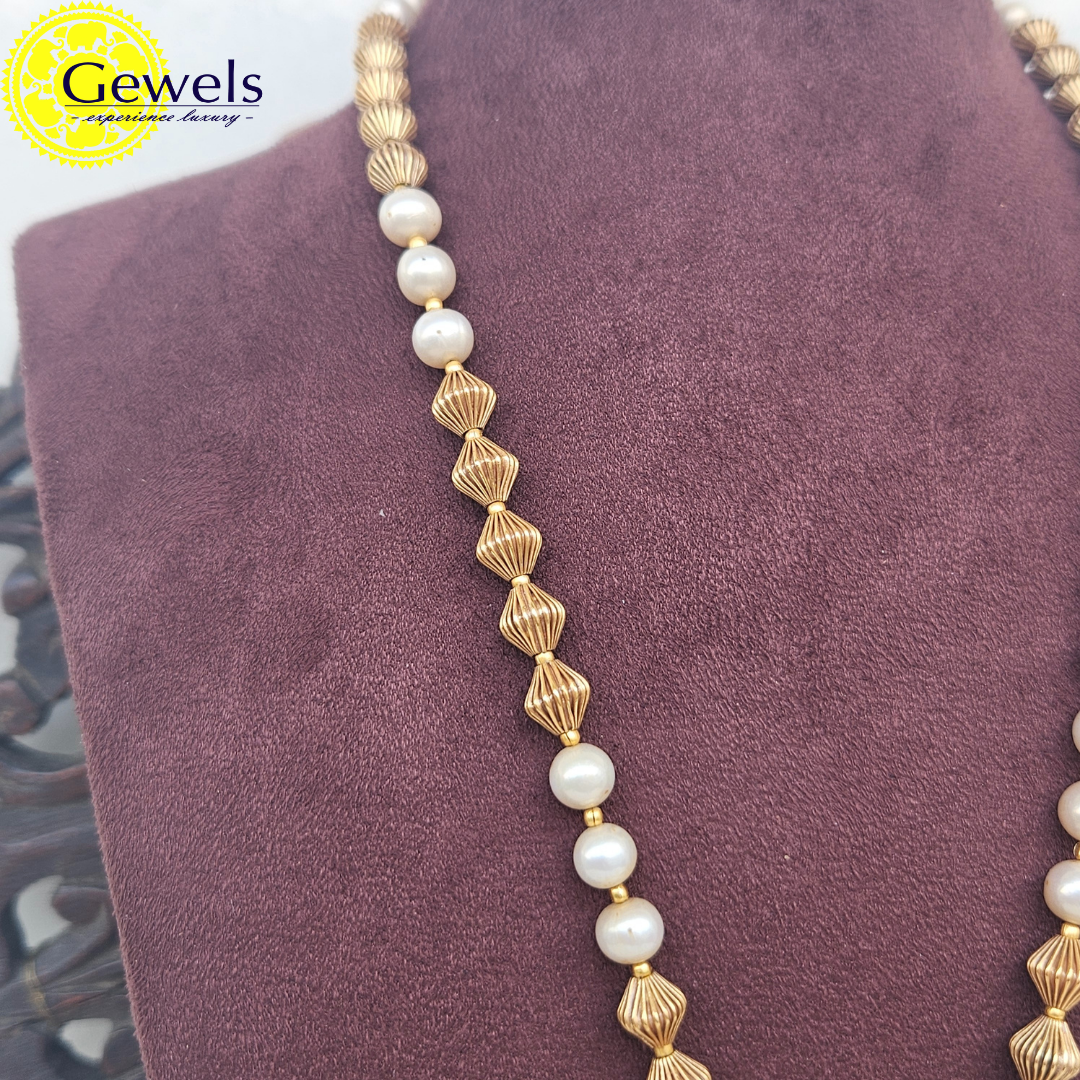 Gewels Ratbhav Necklace