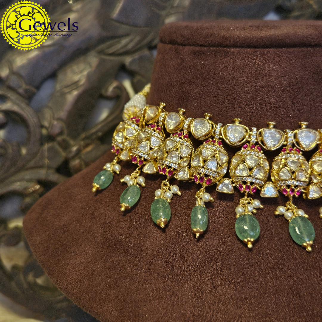 Gewels Nizami Kundan Set