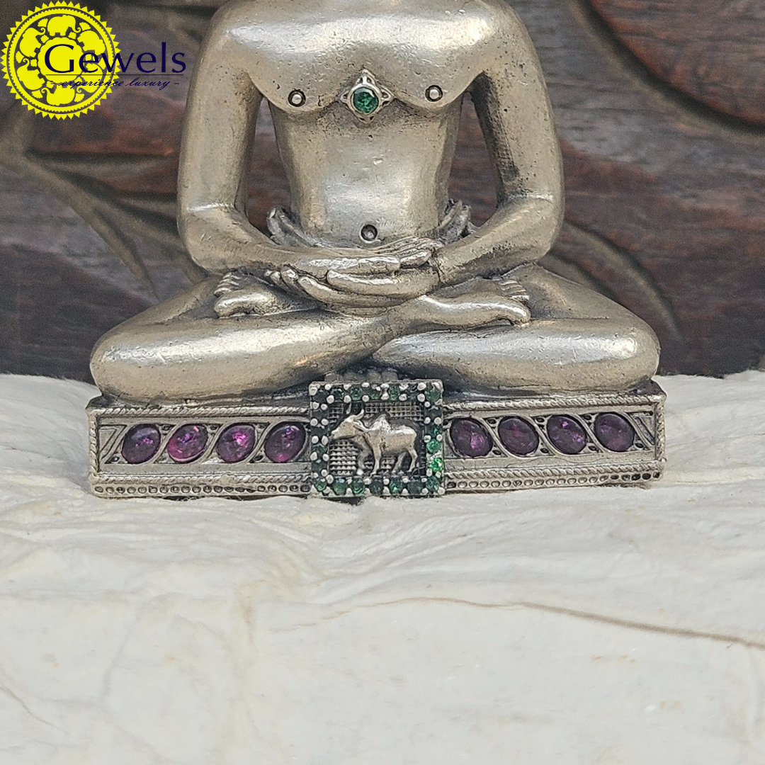 Gewels Lord Mahavir Idol