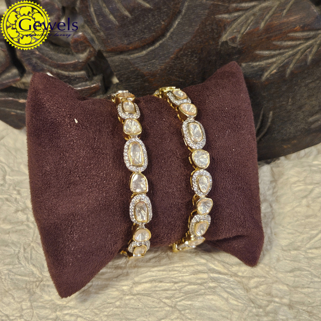 Gewels Kundan Bangles
