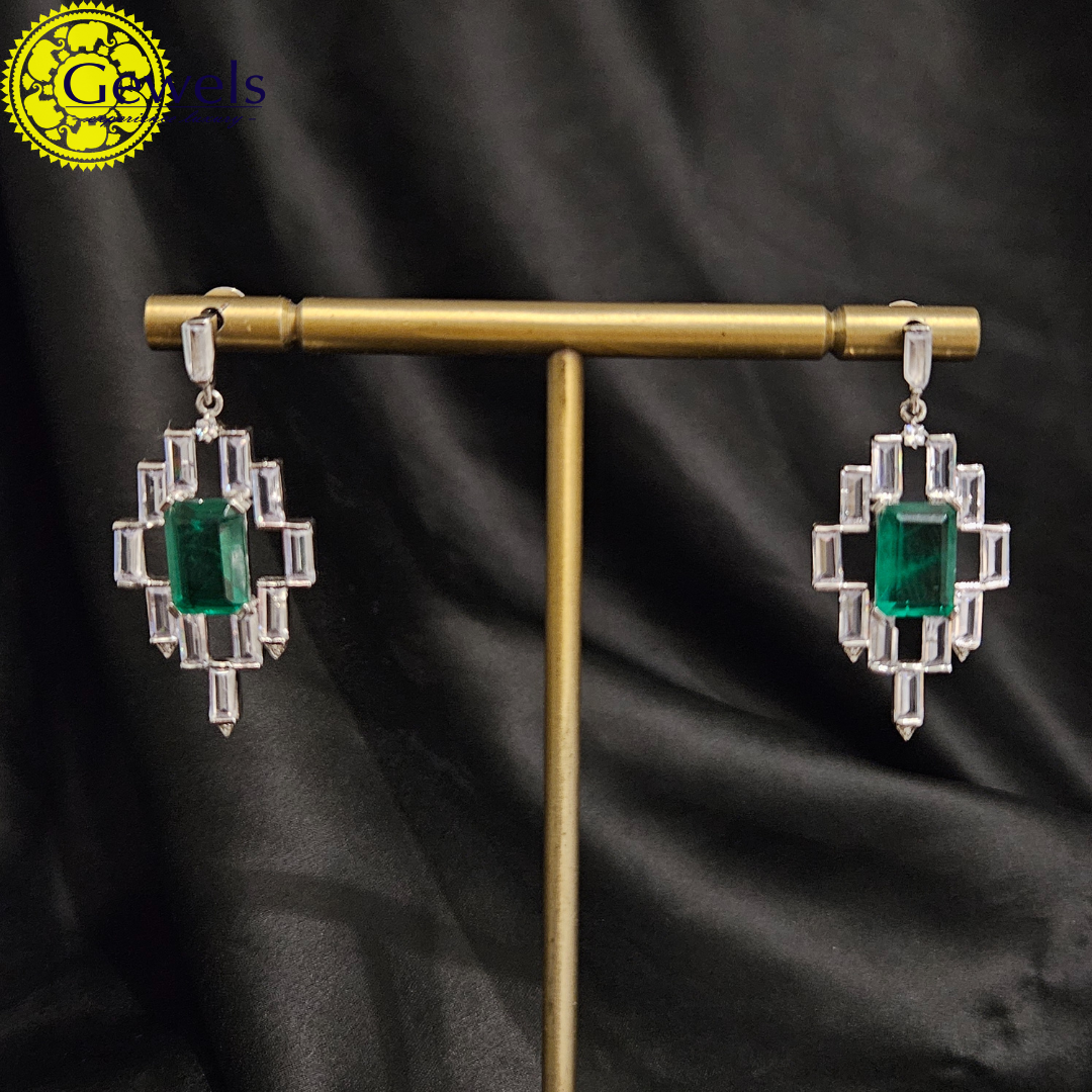 Gewels Kumudini Karnfool Earrings