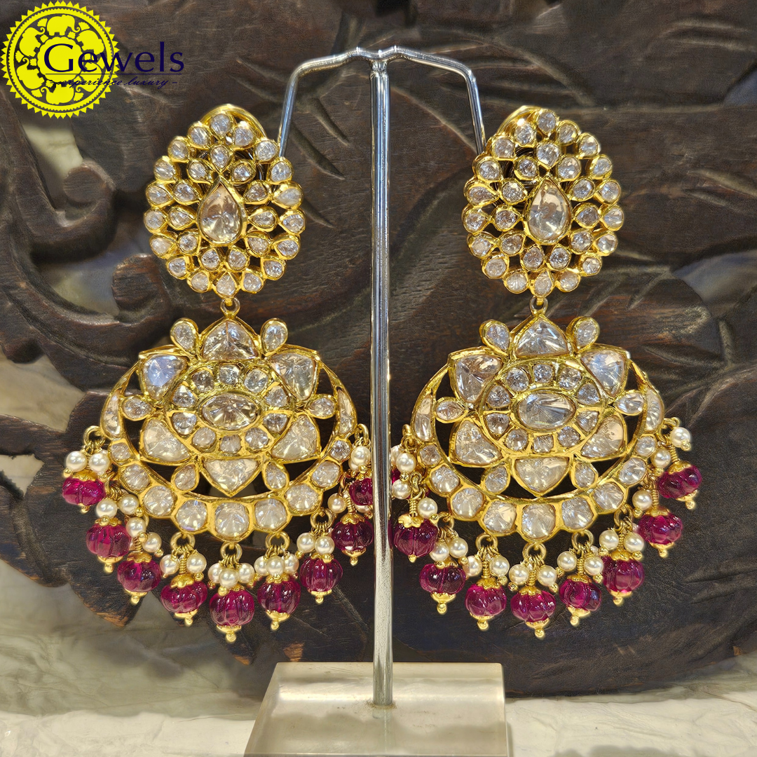 Gewels Meenakari kundan earrings