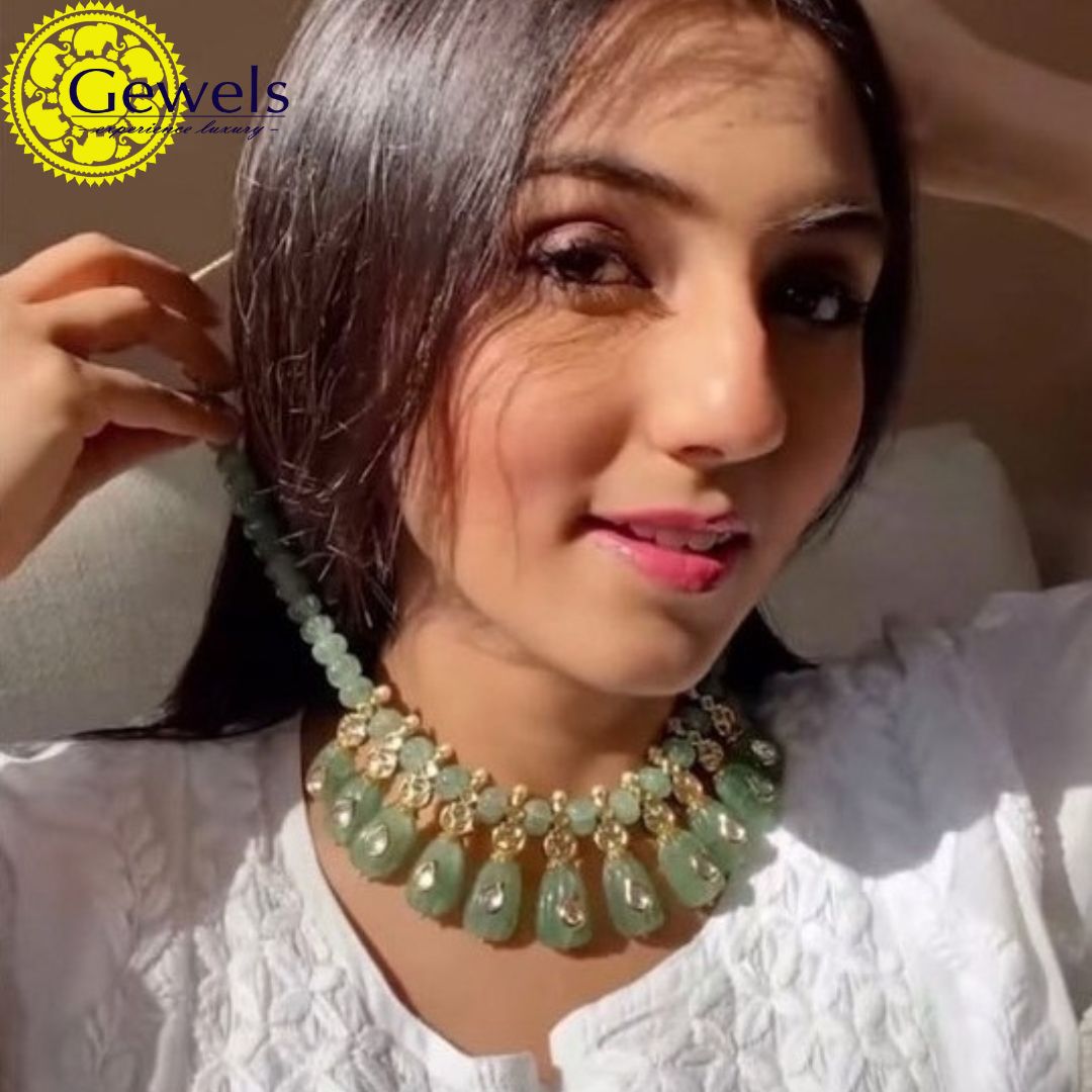 Gewels Green Jade Emerald Necklace