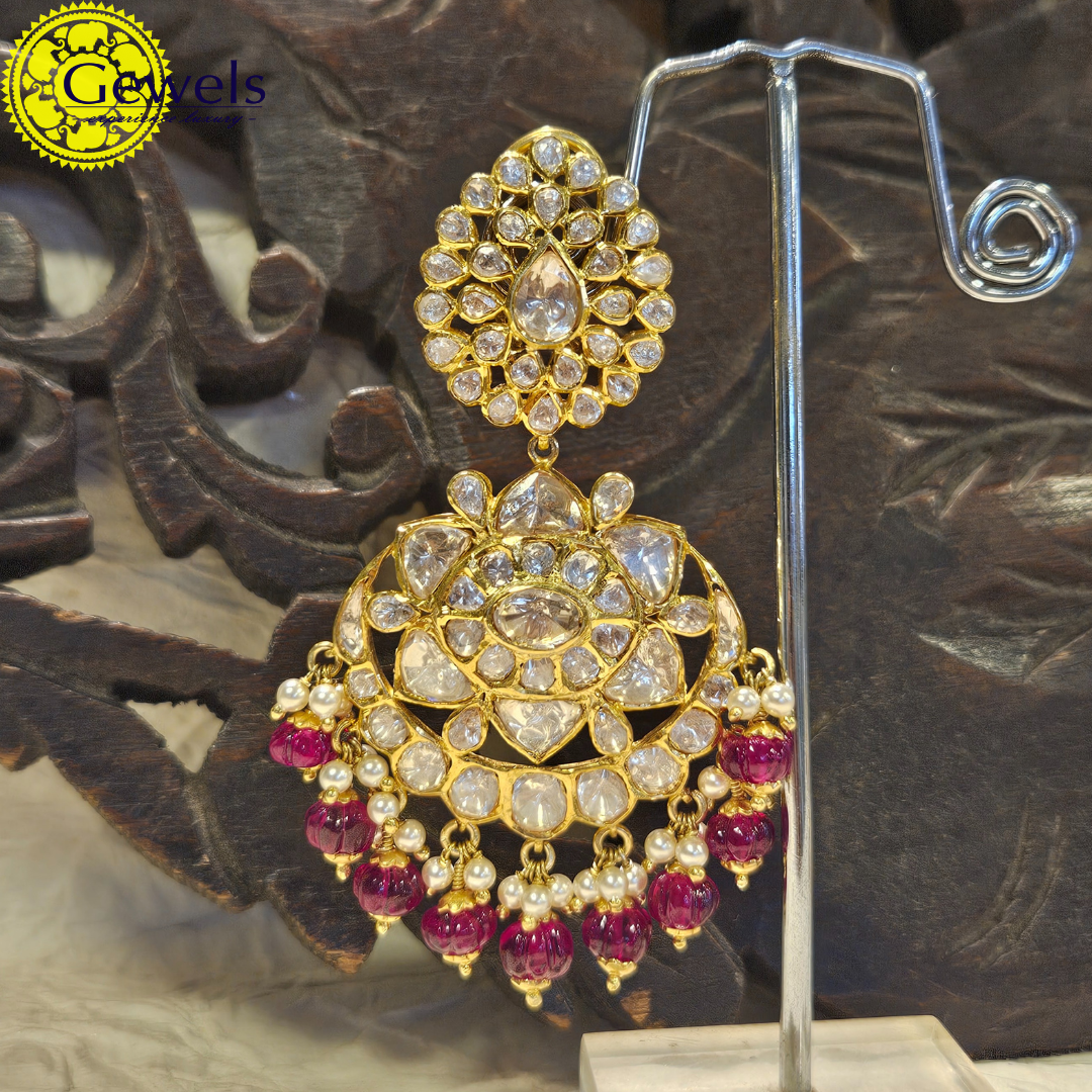 Gewels Meenakari kundan earrings