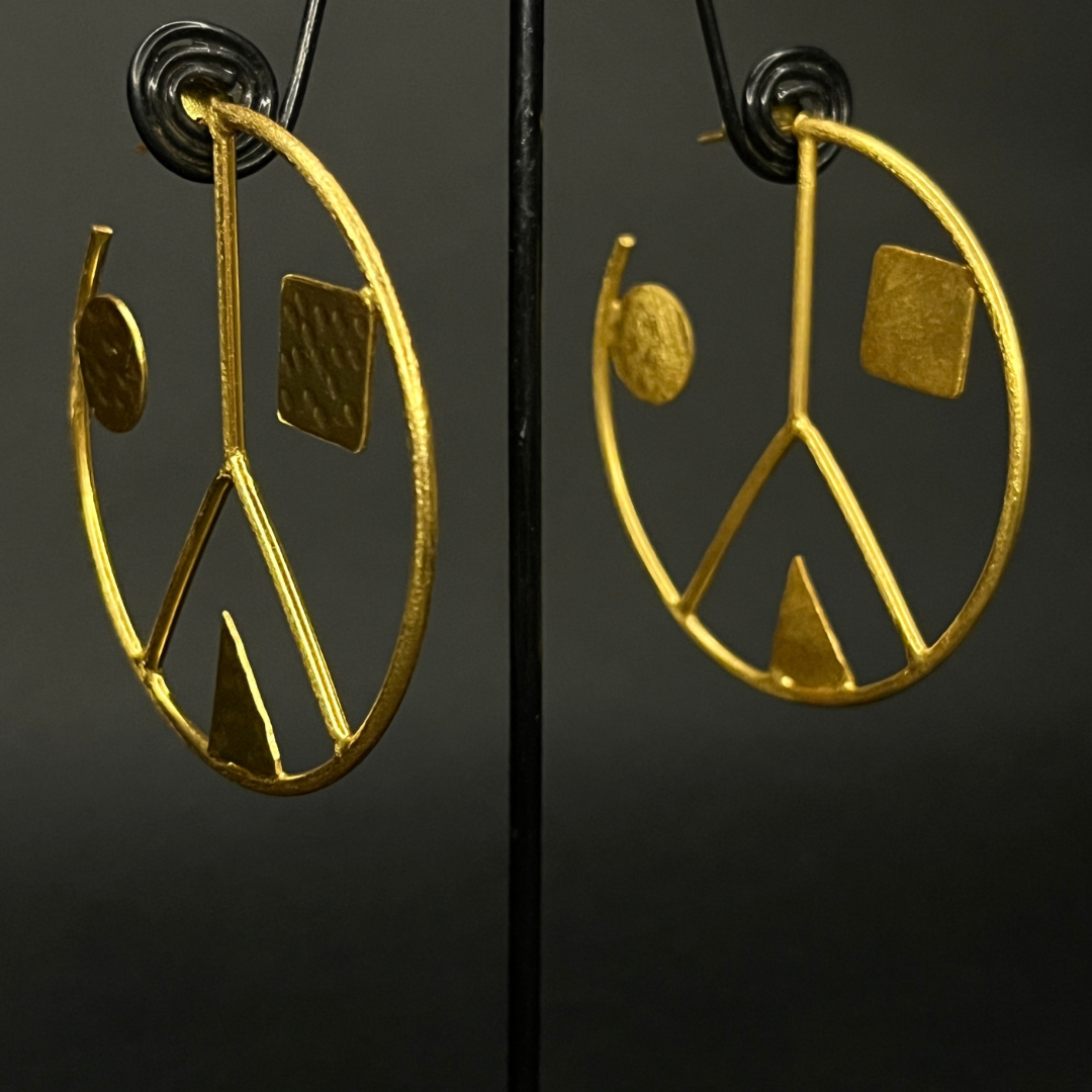 Gewels Trikona shree Earrings