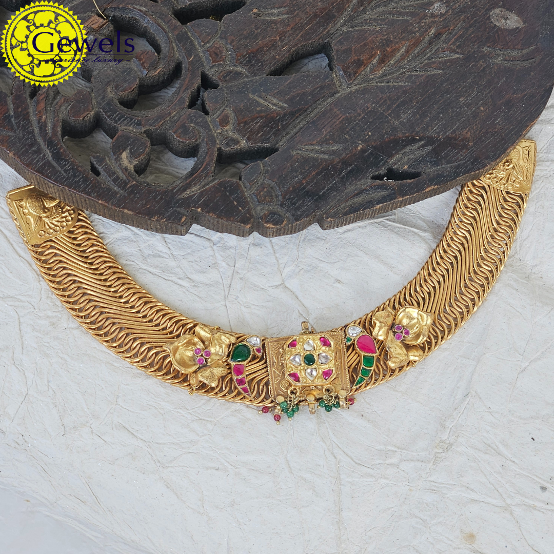 Gewels Gandiksh Necklace