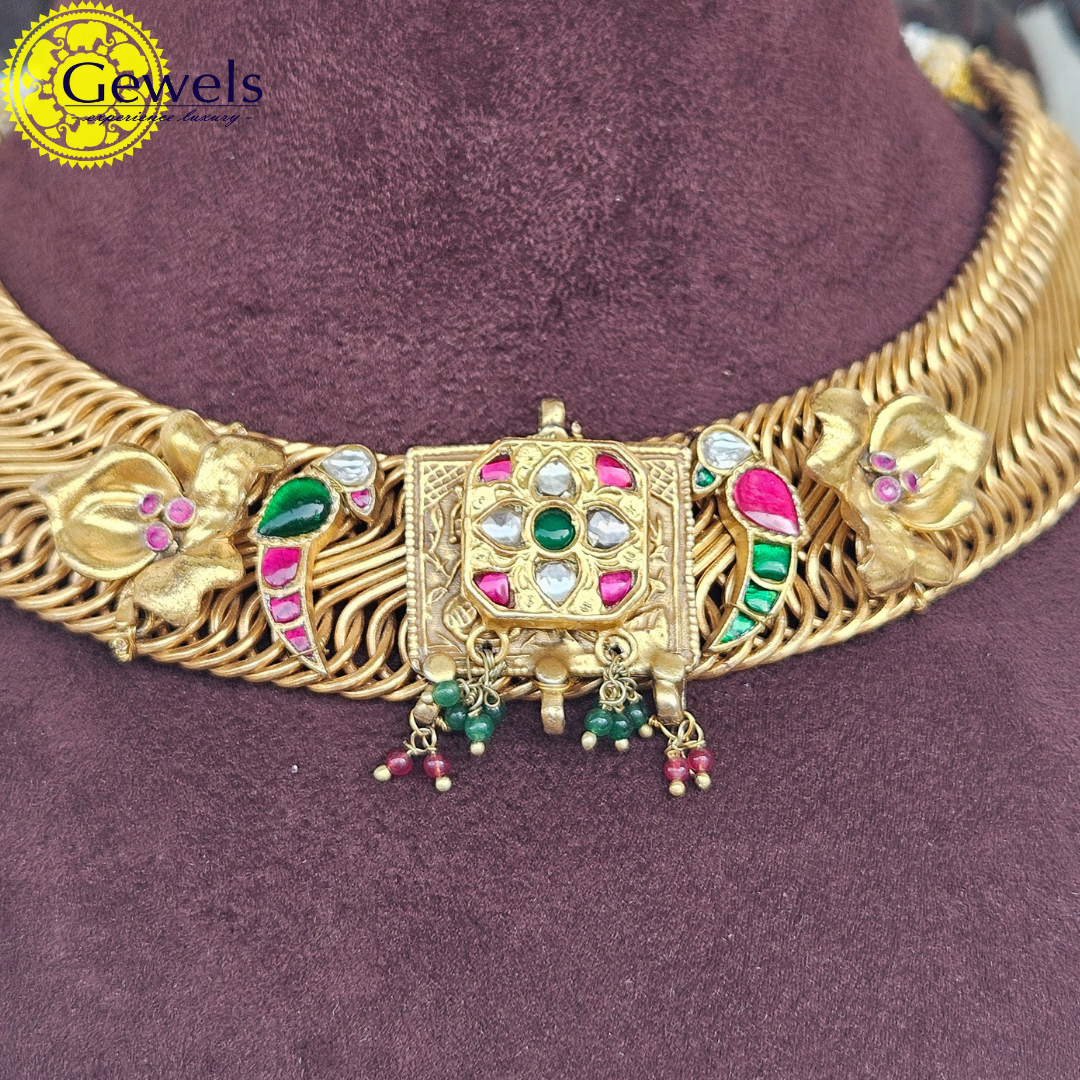 Gewels Gandiksh Necklace
