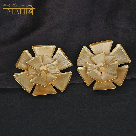 Gewels Exotic Lotus Earrings