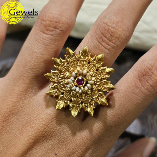 Gewels Suryamukhi Ring