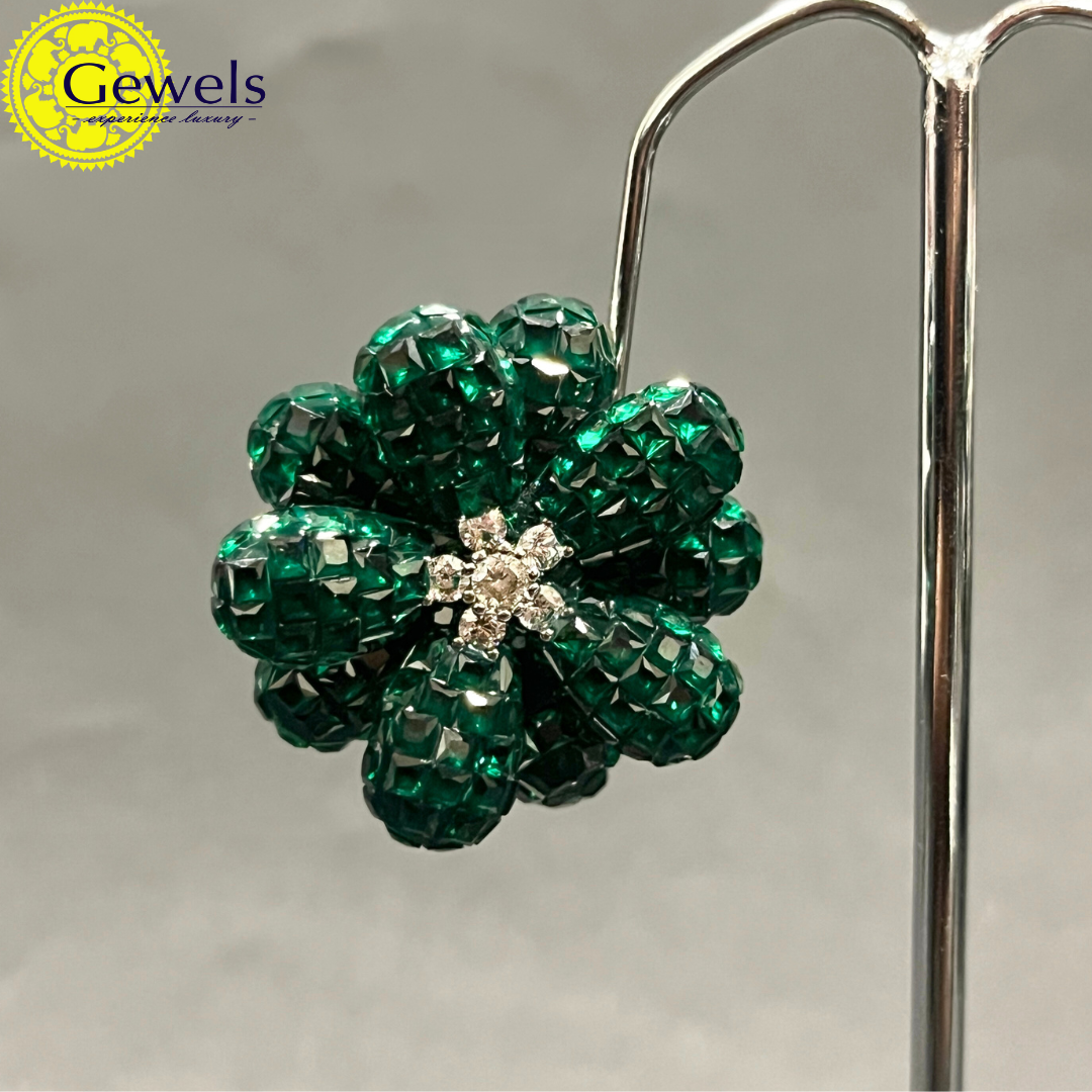 Gewels Rangriti Blossom Earrings