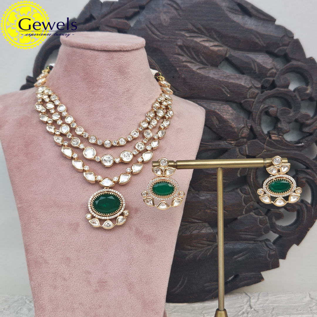 Gewels Nitati Neck Set