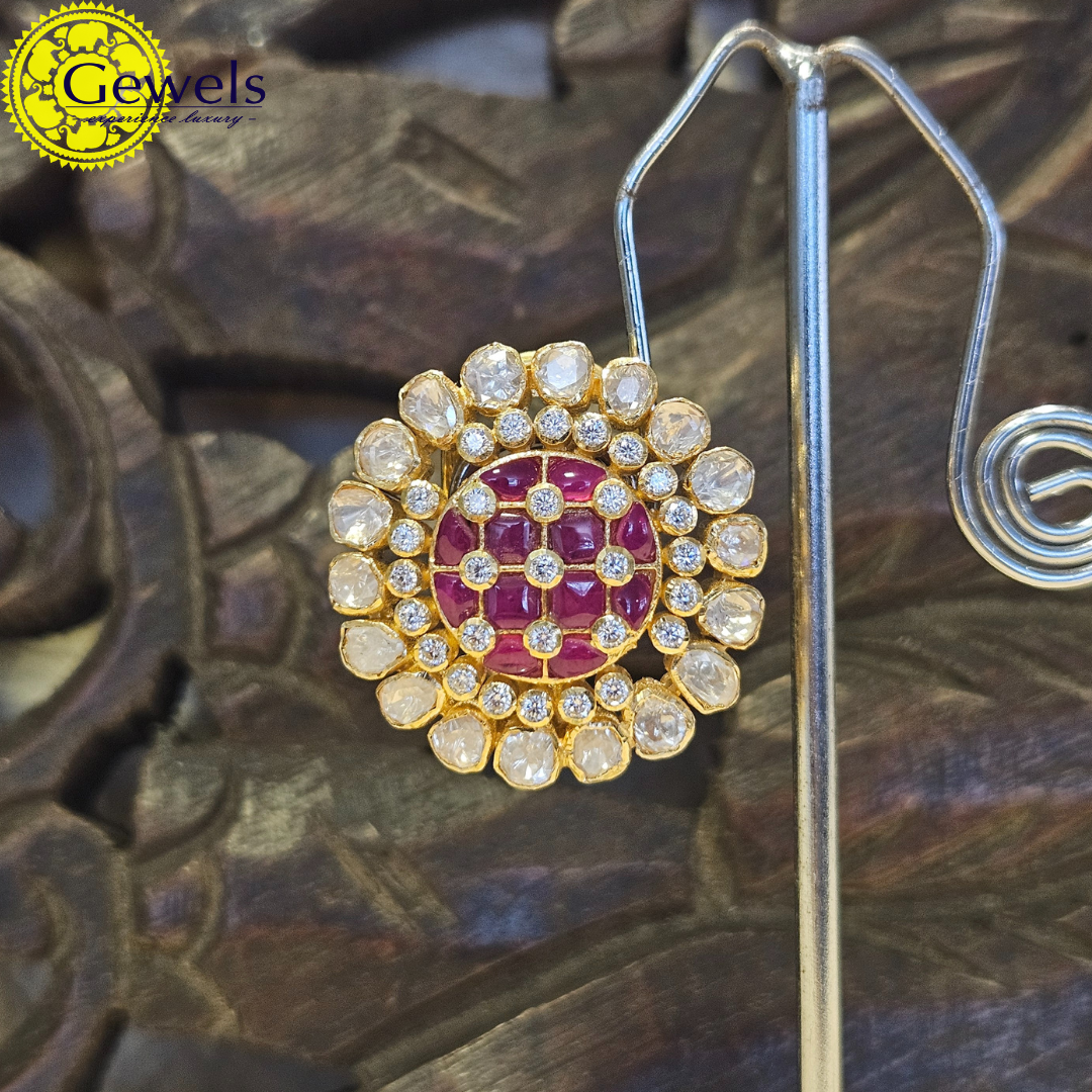 Gewels Ruby Kaanphool