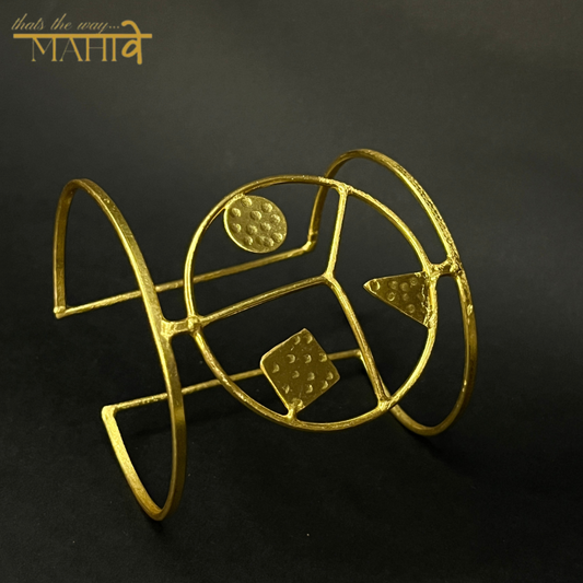 Gewels Trikona Shree Bangle
