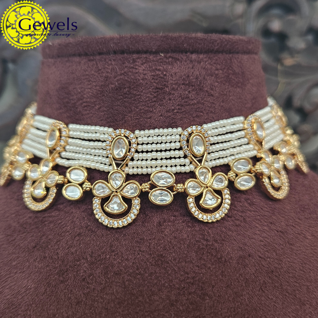 Gewels Satrangi pearls Neck Set