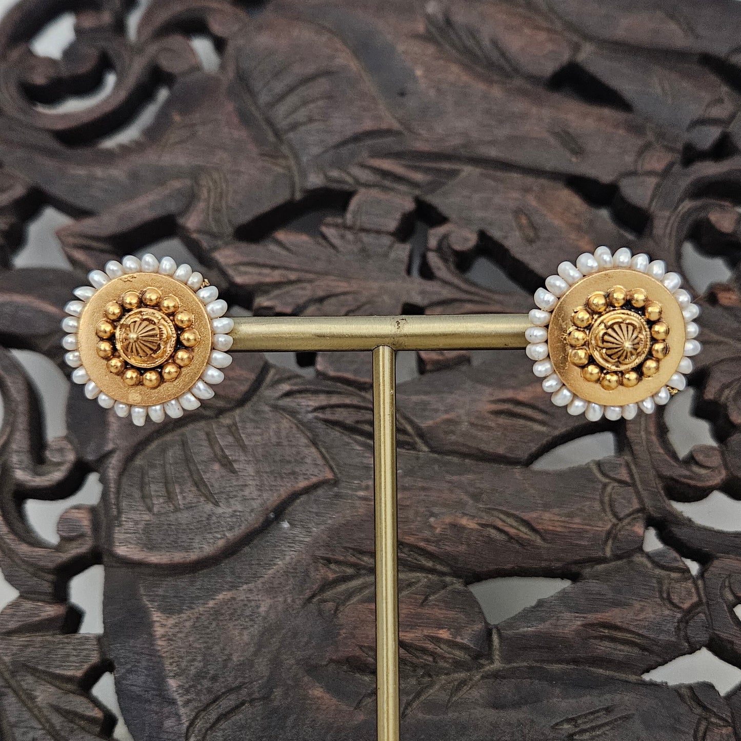 Gewels Floral Surat Earrings