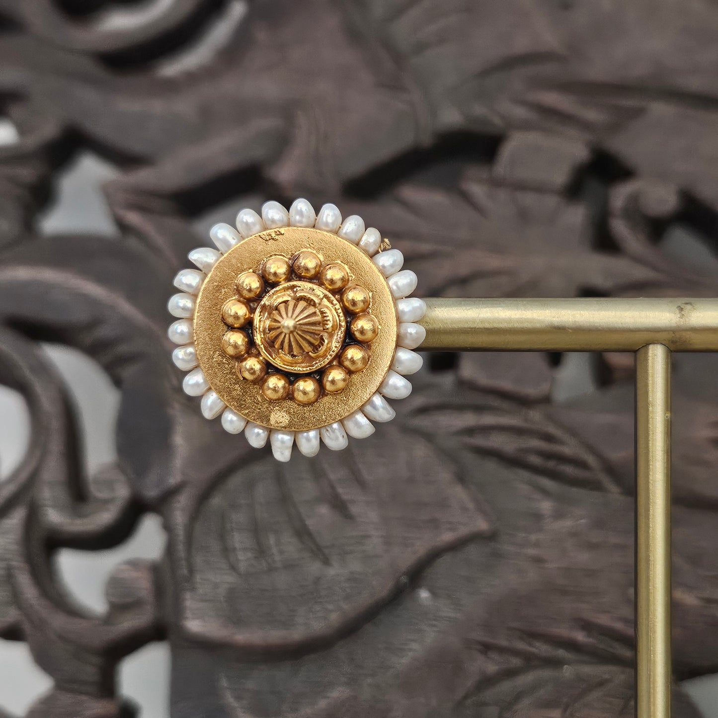 Gewels Floral Surat Earrings